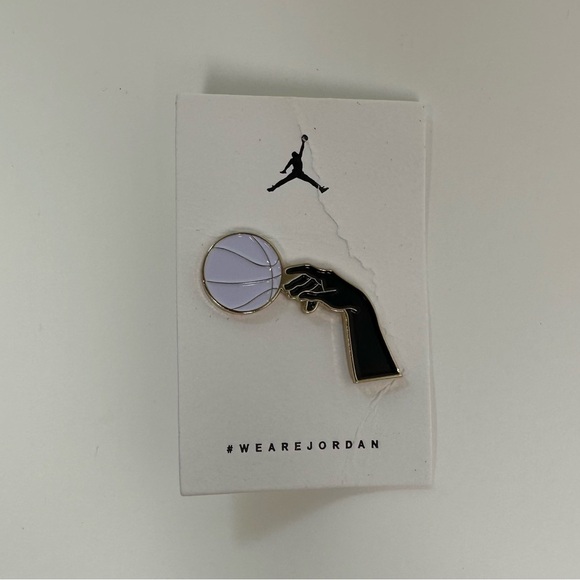 Air Jordan pin - Picture 3 of 5